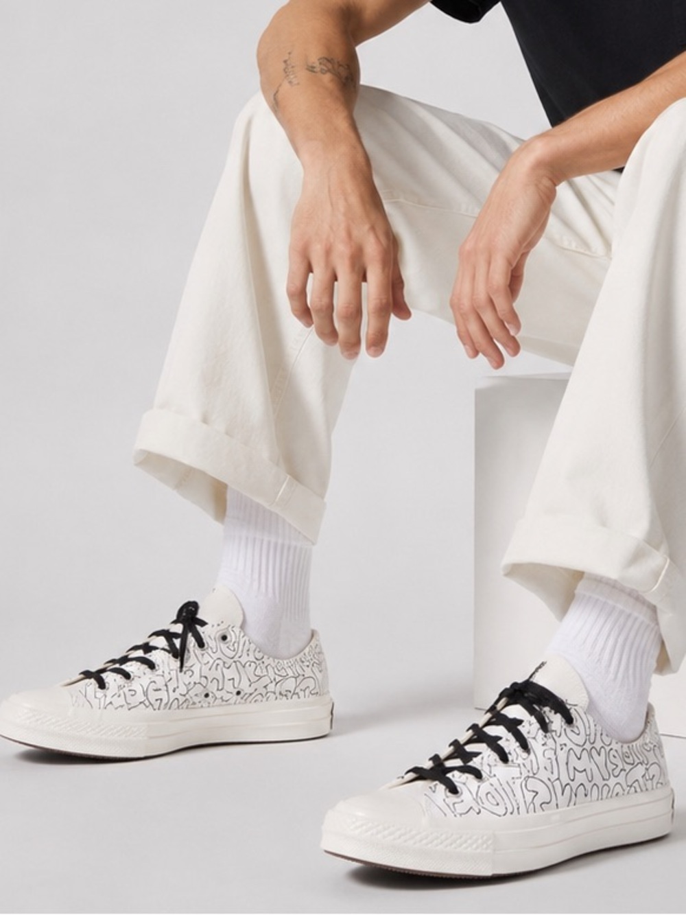 Converse All Star Unisex Chuck Taylor Sneaker My Story Ox Egret/Black Men’s 11